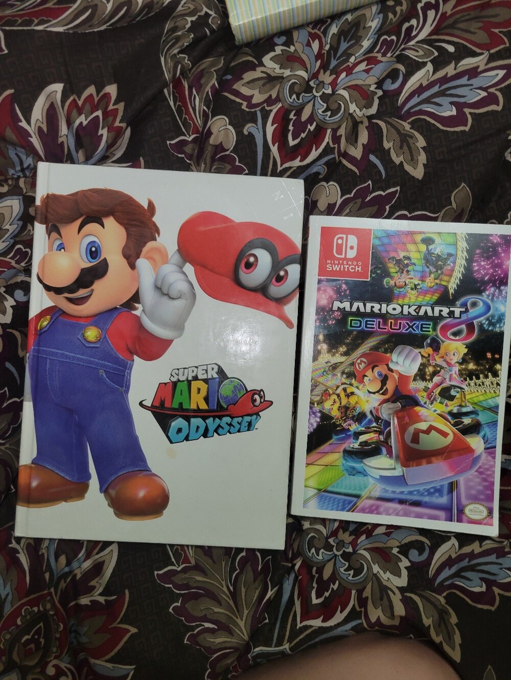 2 Nintendo Switch And Mario Odyssey Gaming Books